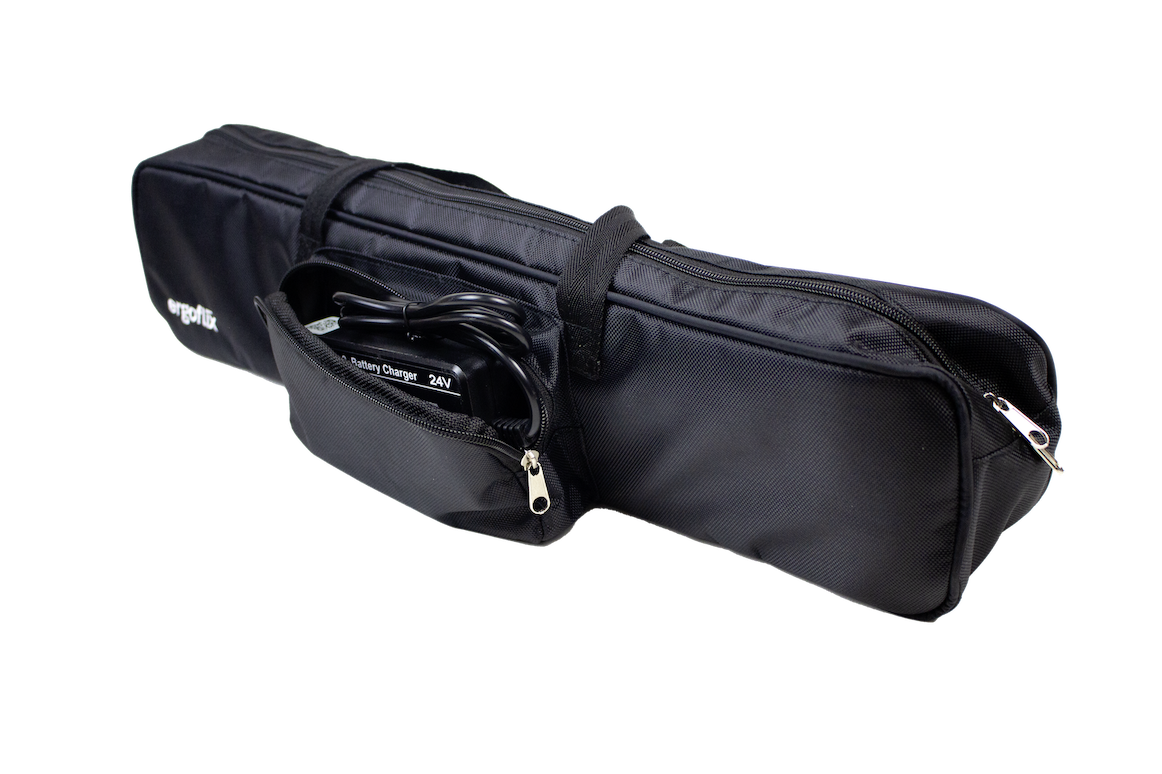 Akku Transporttasche schwarz mit Ladekabel Tasche offen
