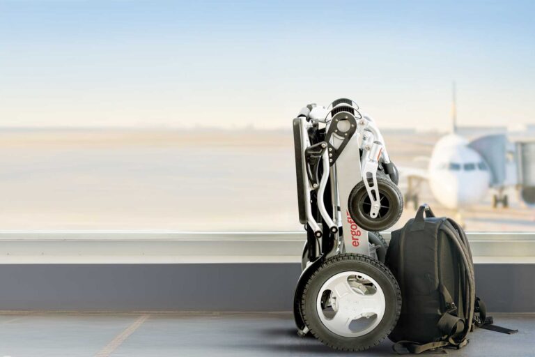 Les atouts d'un fauteuil roulant pliable pour les personnes à mobilité réduite