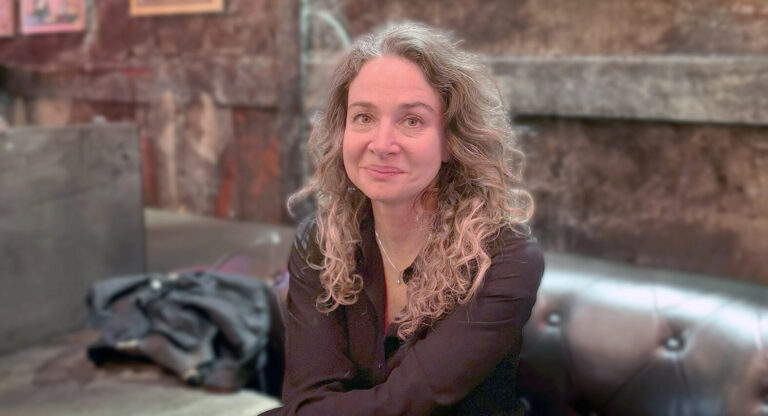 Interview avec Dafna MOUCHENIK : à la découverte de LogiVitae, un service d'aide à domicile pas comme les autres