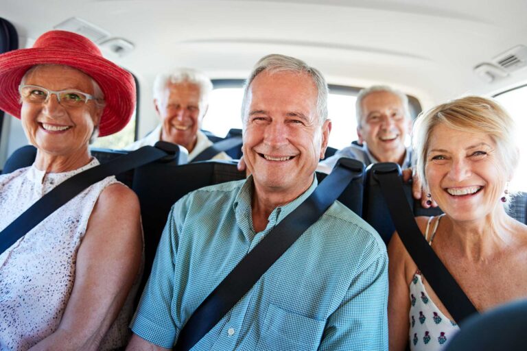 Voyager avec une mobilité réduite : des vacances accessibles pour les seniors