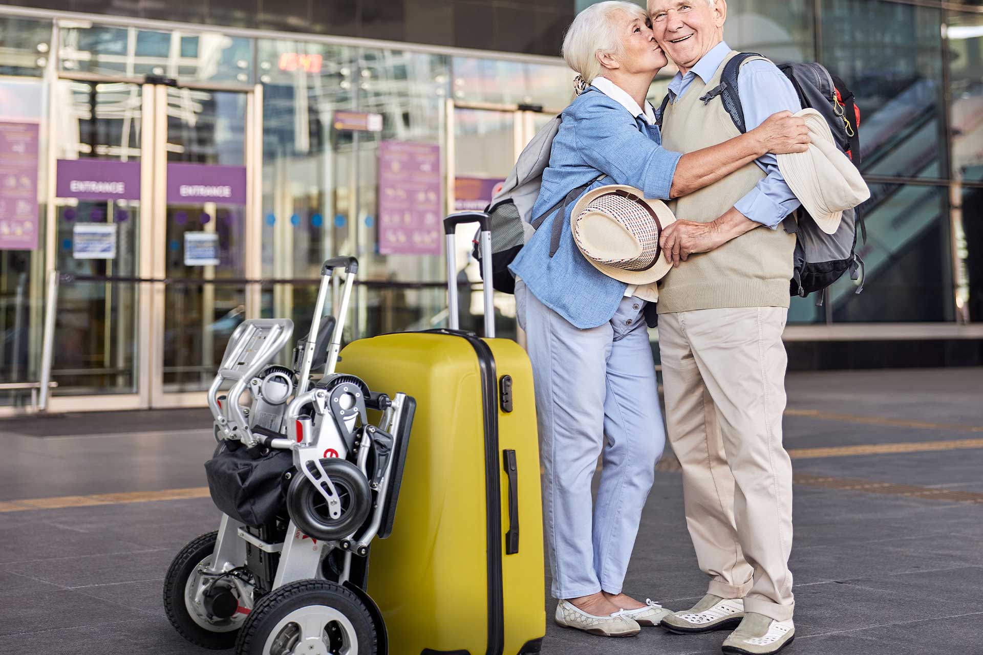 ergoflix-voyages-adaptés-fauteuil-roulant-électrique-pliant-aéroport